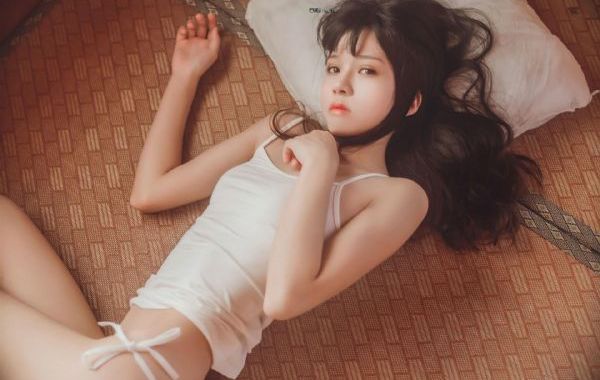 白美女光屁屁无遮挡免费_高清电影在线观看