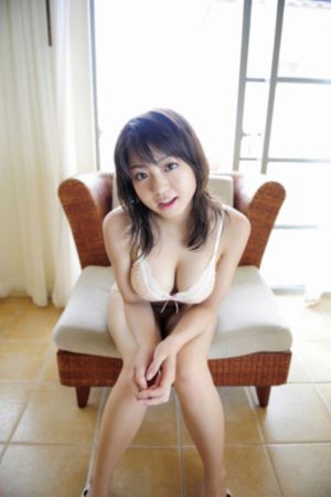 国产骚女户外勾引_十万网红美女美酱