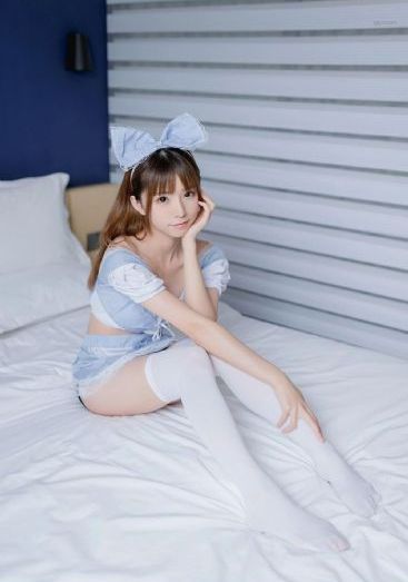 在线偷拍自拍_高清在线观看完整版